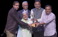 गडचिरोलीच्या पत्रकारितेला राज्यस्तरीय गौरव ; महेश तिवारी यांना “सर्वोत्कृष्ट ग्रामीण पत्रकार” पुरस्कार प्रदान