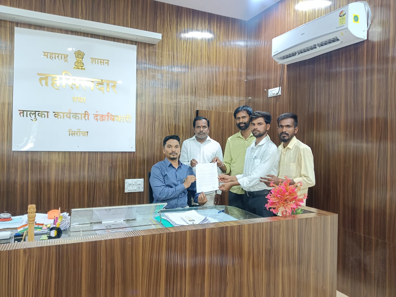 ग्रामीण रुग्णालयाचे उपजिल्हा रुग्णालयात रूपांतर करा; अन्यथा आंदोलनाचा इशारासामाजिक कार्यकर्ते रवि सल्लम यांचे प्रशासनाला निवेदन